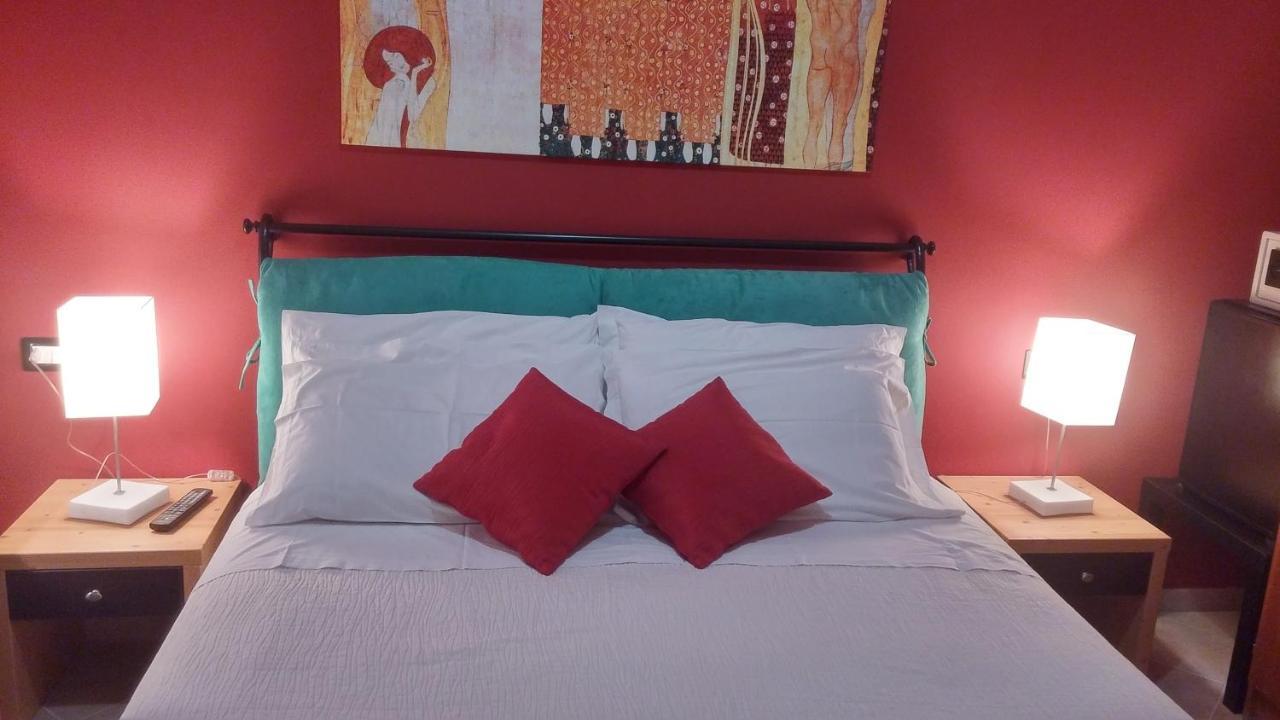 Bed and Breakfast La Casa Del Melograno à Santa Venerina Extérieur photo