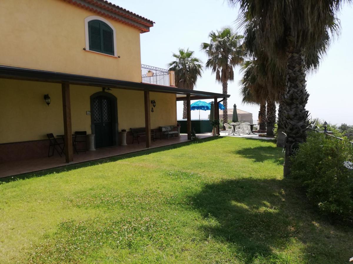 Bed and Breakfast La Casa Del Melograno à Santa Venerina Extérieur photo